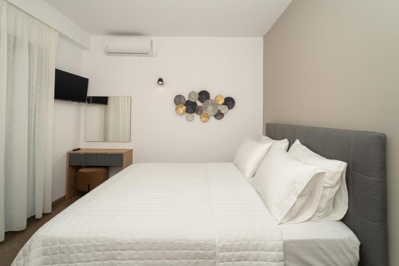 Lithos Suites 菲尼孔塔 外观 照片