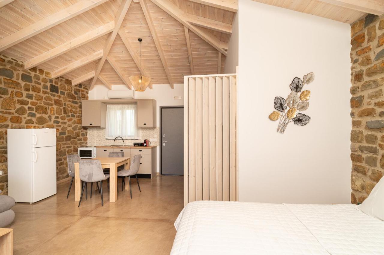 Lithos Suites 菲尼孔塔 外观 照片