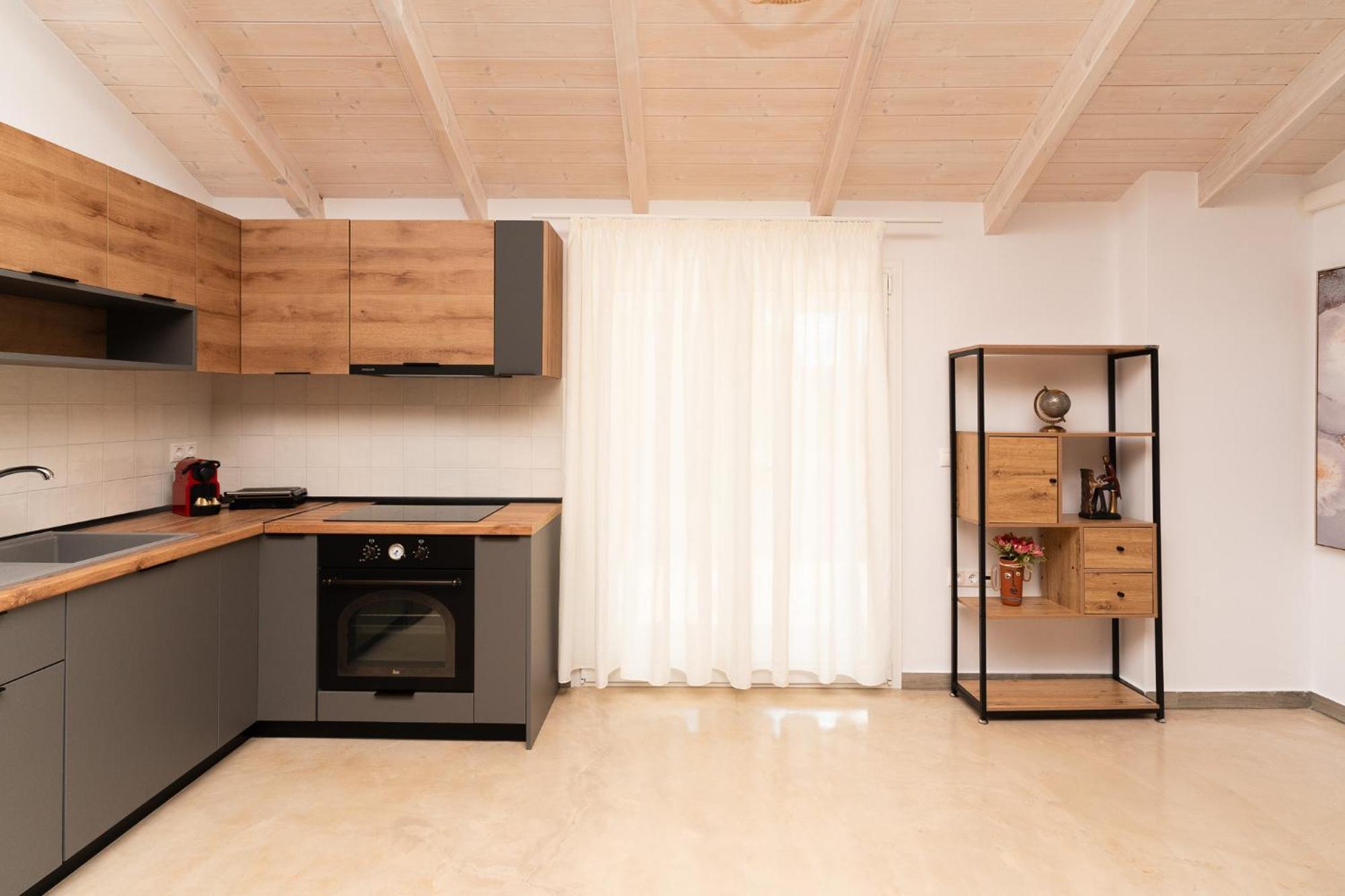 Lithos Suites 菲尼孔塔 外观 照片
